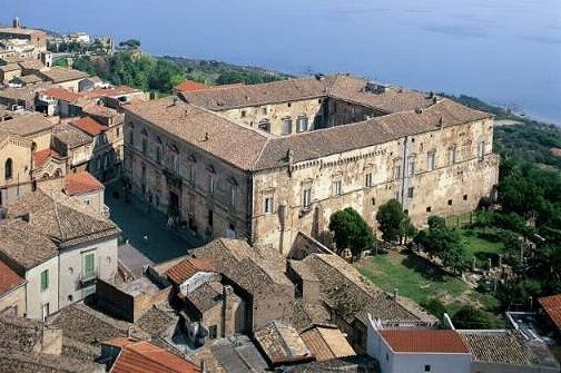 Palazzo d’Avalos a Vasto, sede della manifestazione. 